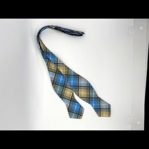 The Tie Bar Hand-Made Bow Tie